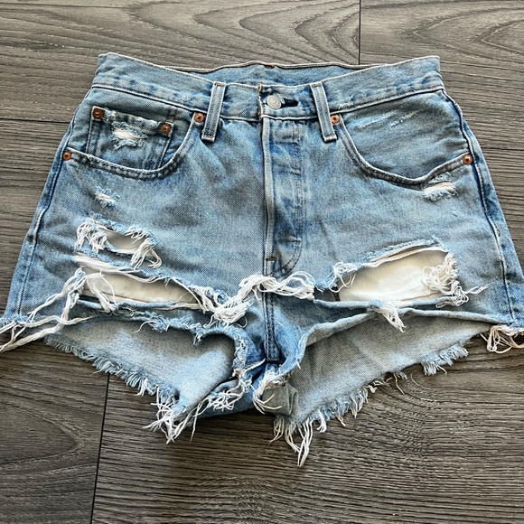 Levi’s 501 shorts - Picture 1 of 3